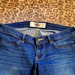 Hollister Jean's